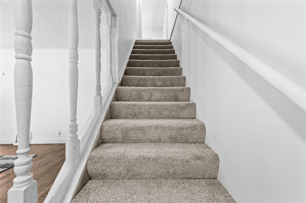 5541 Grayton Street, Detroit, MI, 48224-2151