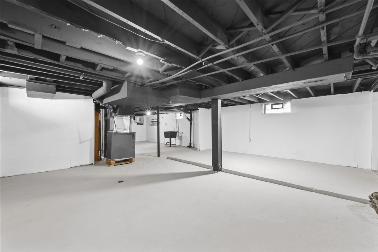 5541 Grayton Street, Detroit, MI, 48224-2151