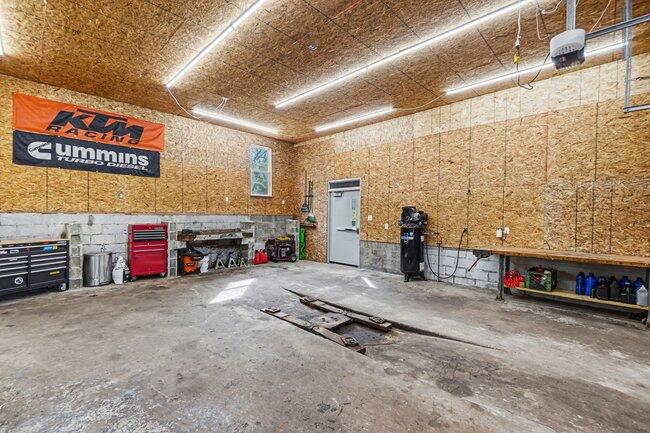 11818 128th Avenue, Grand Haven, MI, 49417-8606