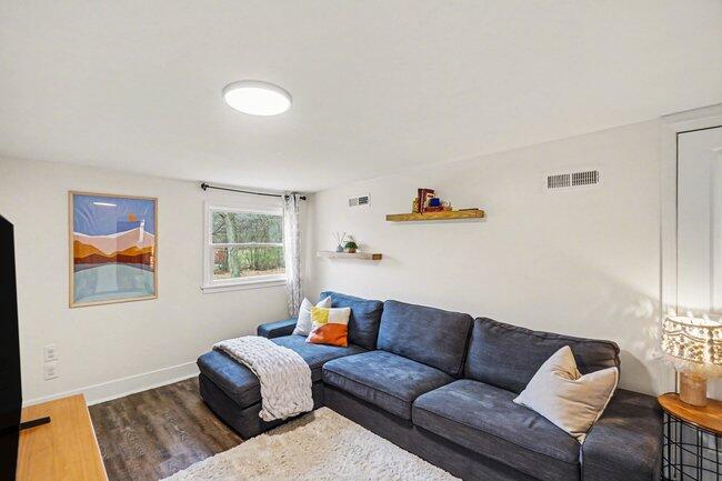 11818 128th Avenue, Grand Haven, MI, 49417-8606