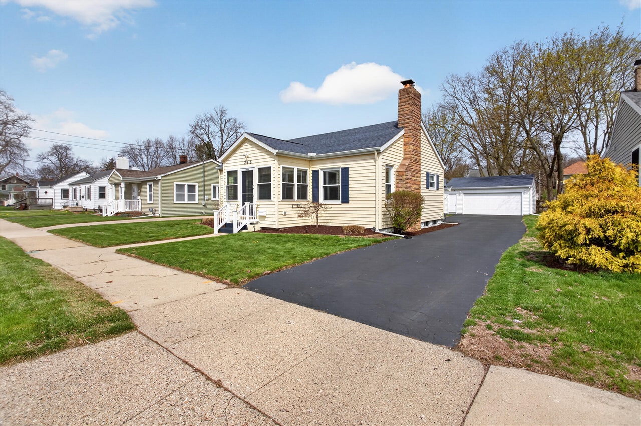 19397 Gaylord, Redford, MI, 48240 2616