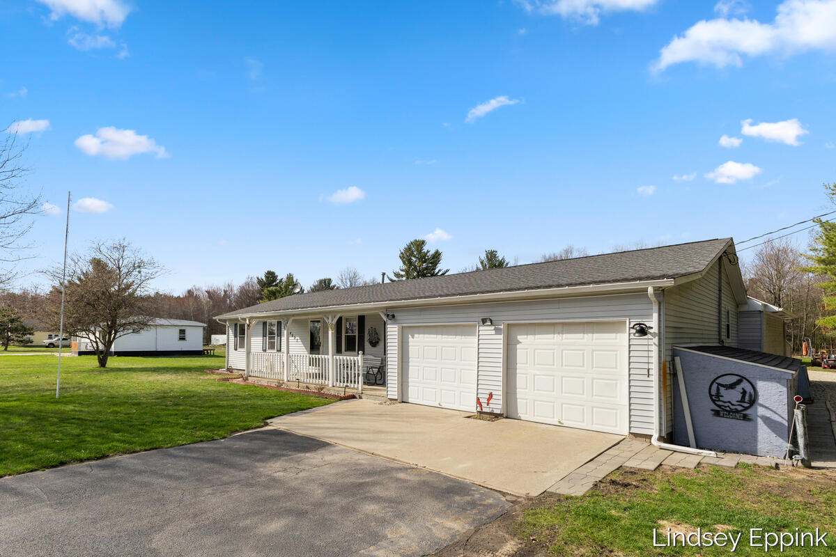 4597 E 128th Street, Grant, MI, 49327-9326