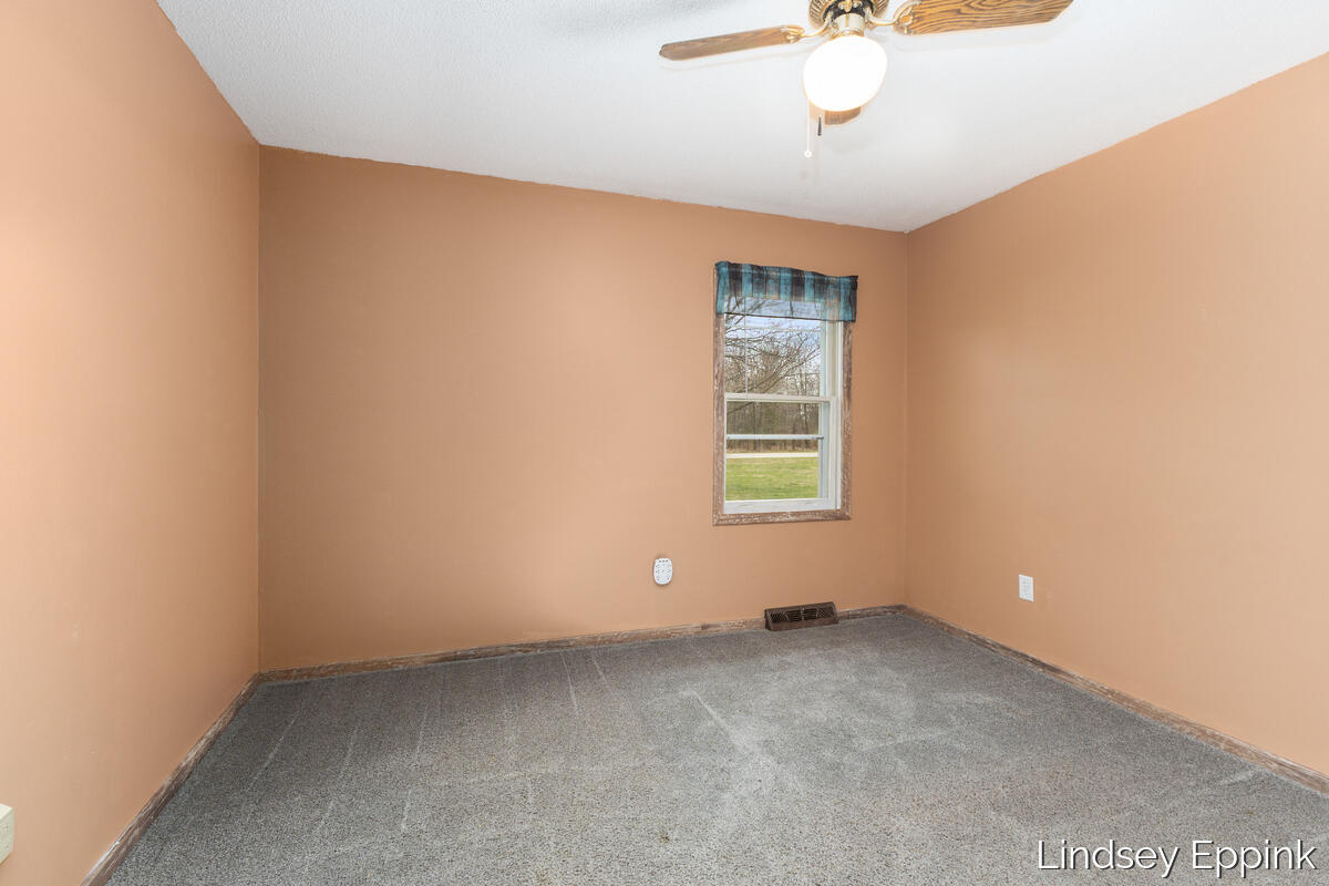 4597 E 128th Street, Grant, MI, 49327-9326