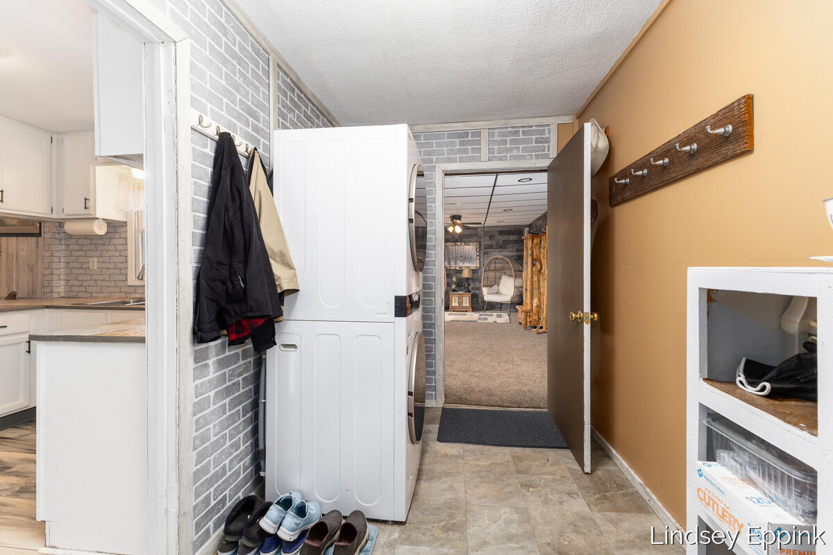 4597 E 128th Street, Grant, MI, 49327-9326