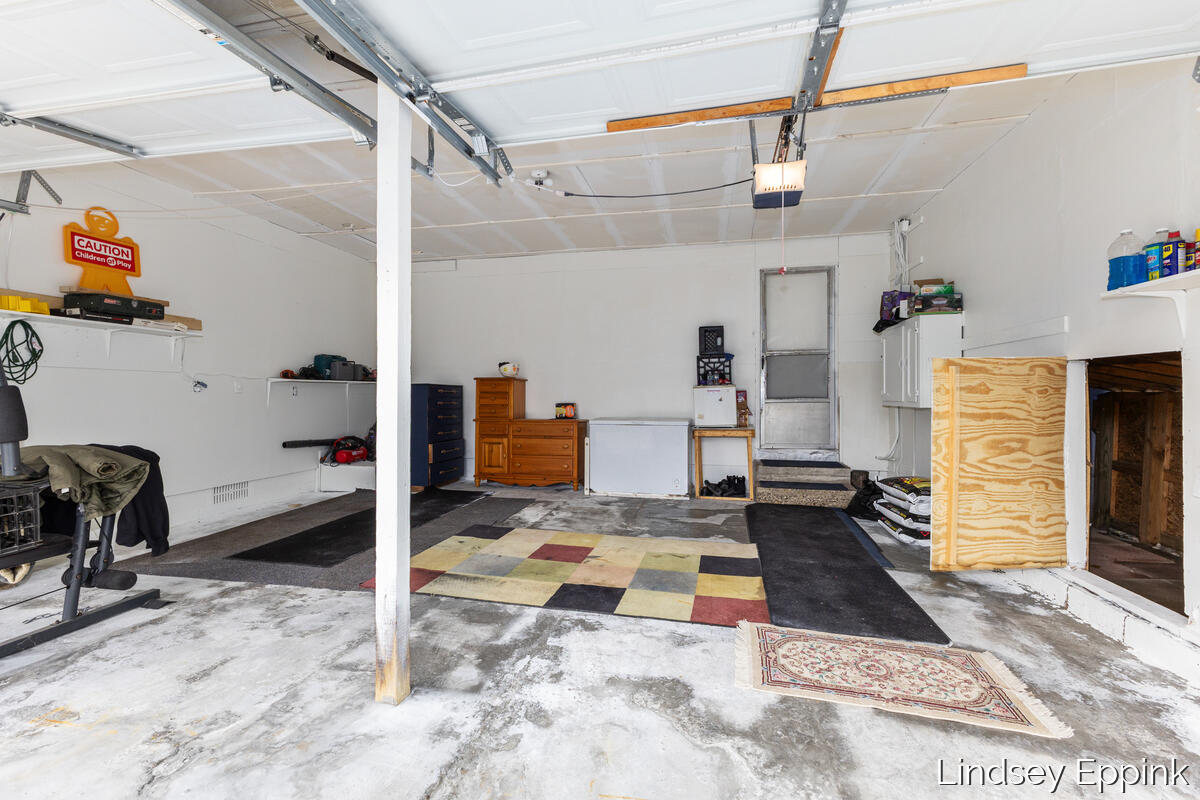 4597 E 128th Street, Grant, MI, 49327-9326