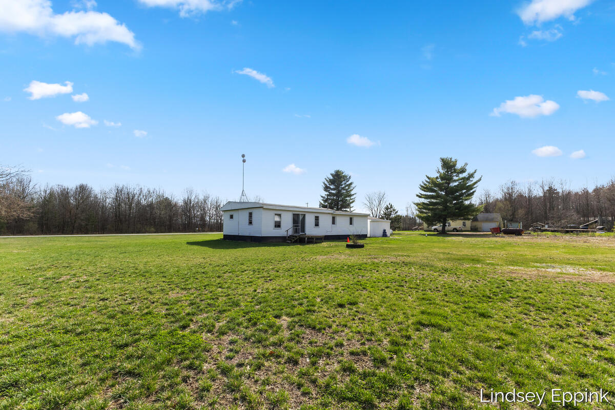 4597 E 128th Street, Grant, MI, 49327-9326