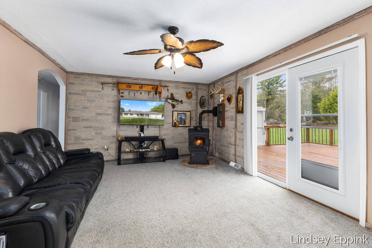 4597 E 128th Street, Grant, MI, 49327-9326