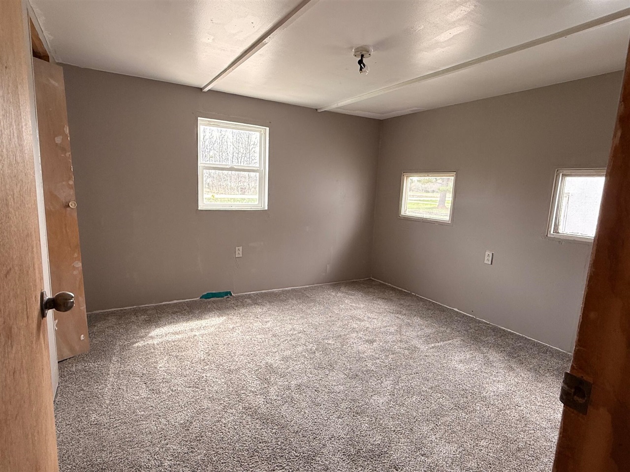 4597 E 128th Street, Grant, MI, 49327-9326