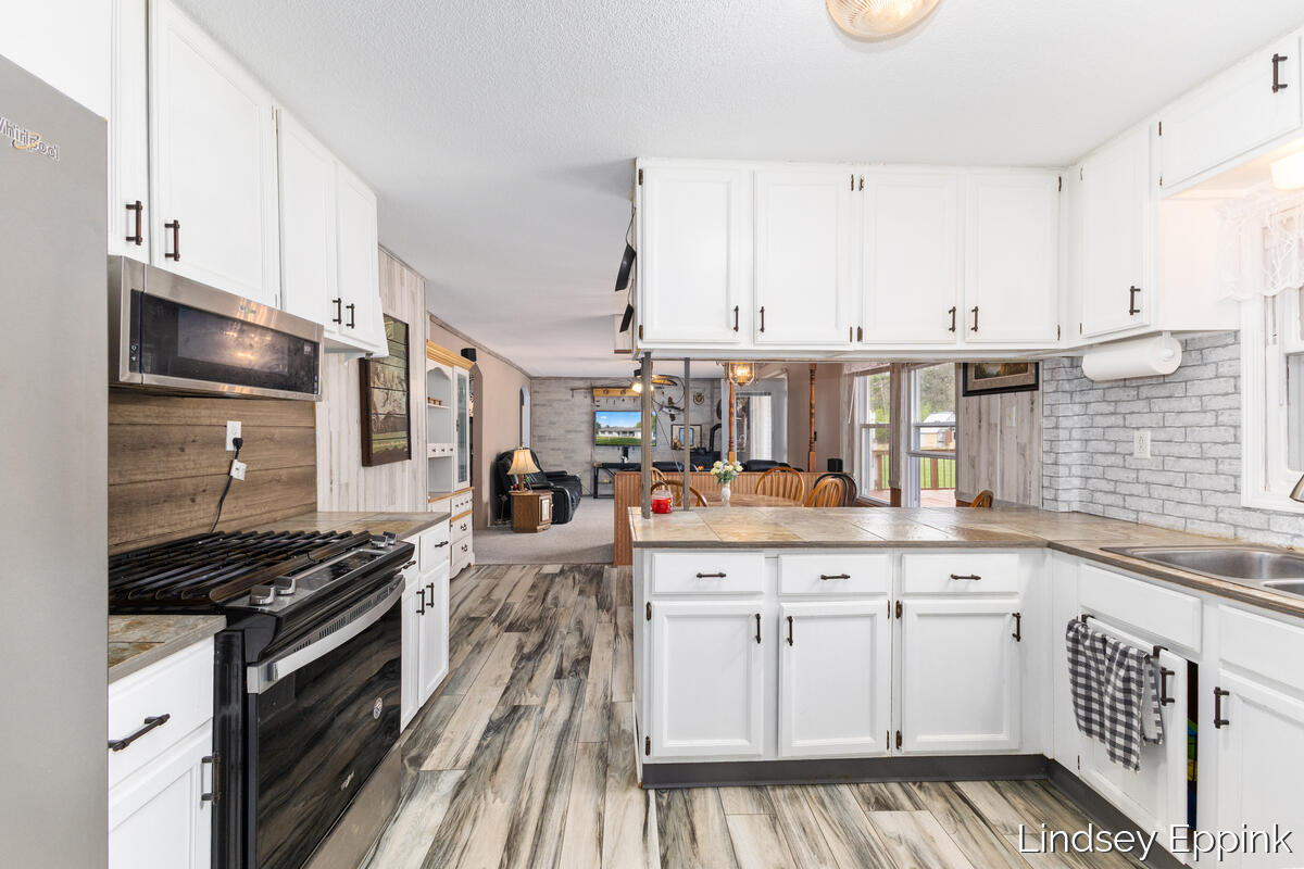 4597 E 128th Street, Grant, MI, 49327-9326