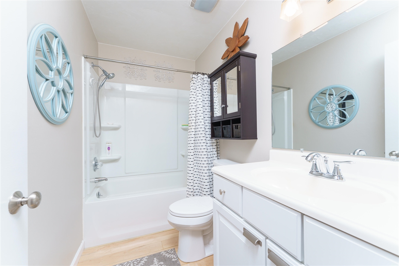 13271 E Old Us Highway 12, Chelsea, MI, 48118-9666