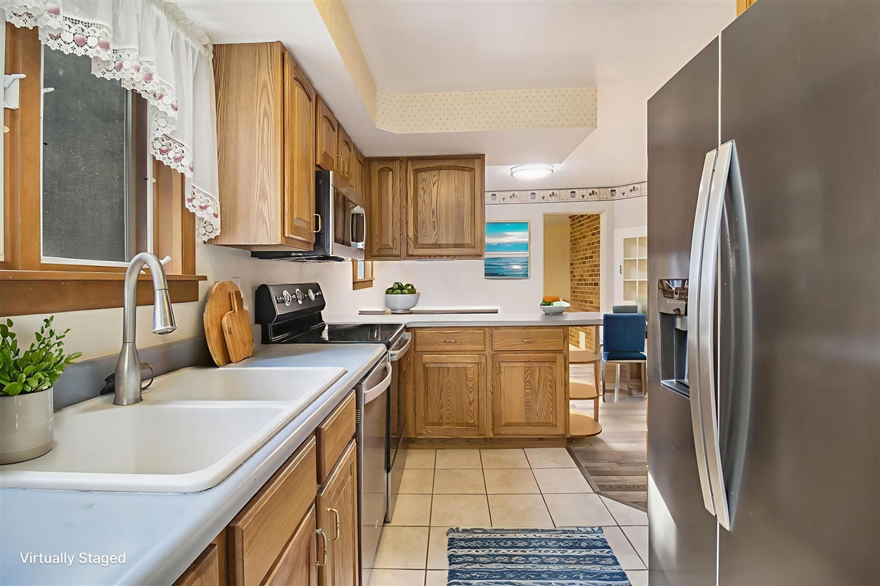 1540 Lakeshore Drive, Ludington, MI, 49431