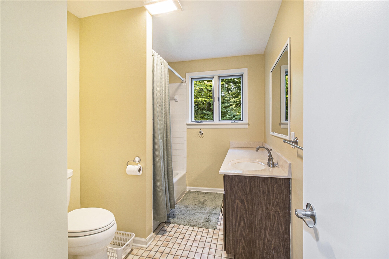 1540 Lakeshore Drive, Ludington, MI, 49431