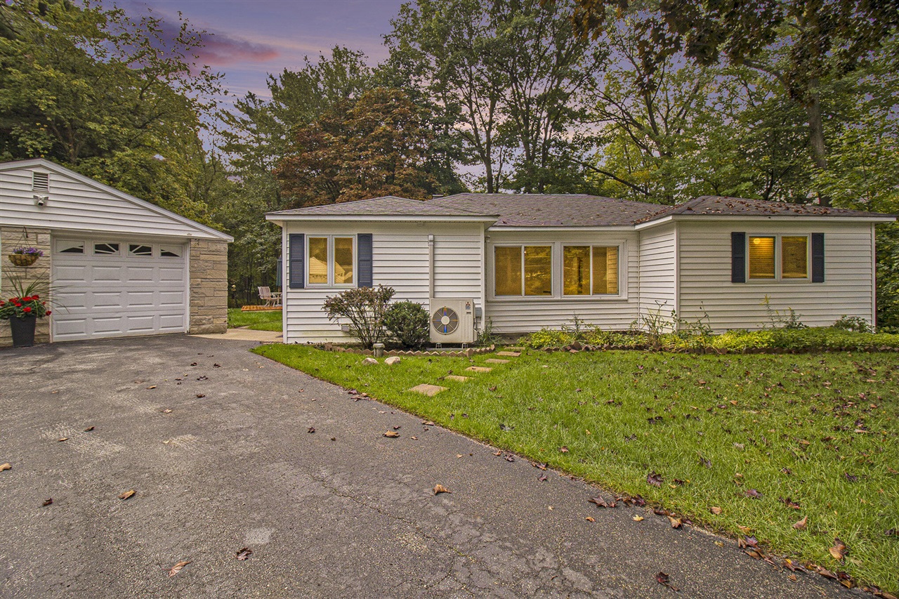 1540 Lakeshore Drive, Ludington, MI, 49431