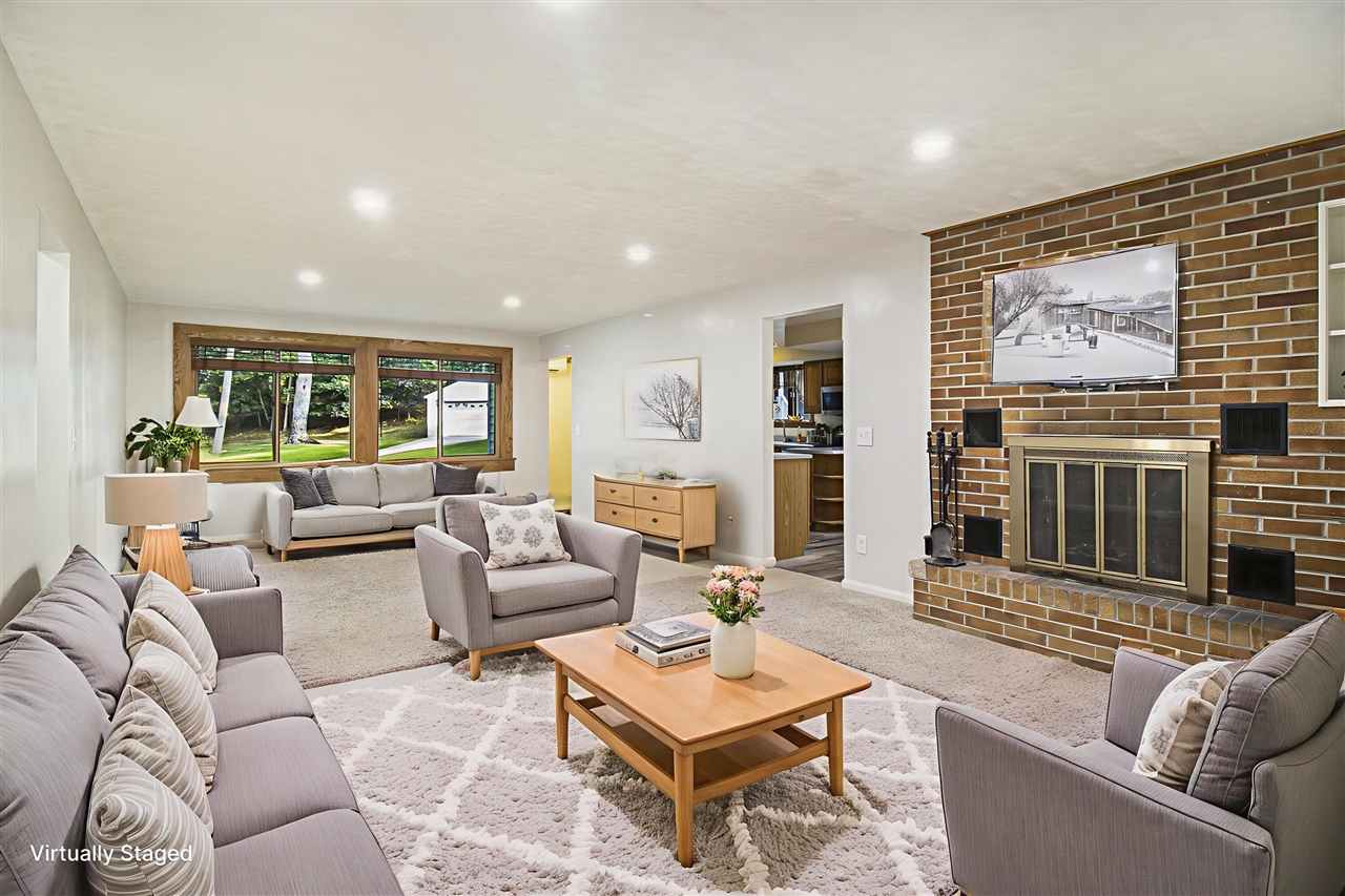 1540 Lakeshore Drive, Ludington, MI, 49431