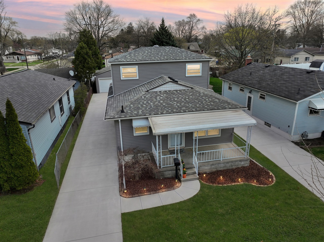 4911 Detroit Street, Dearborn Heights, MI, 48125-3219