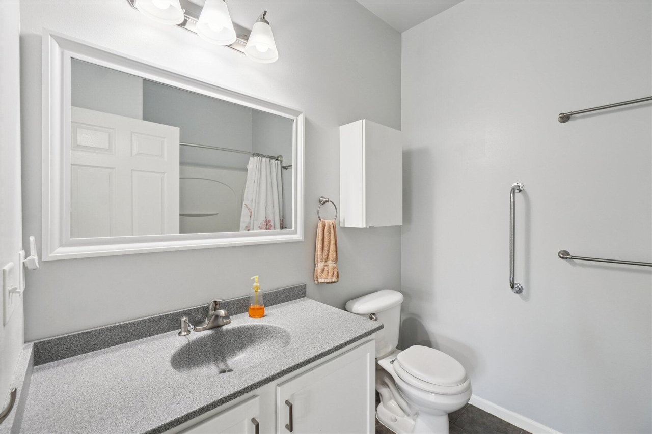 9631 Lakeside Drive UNIT&nbsp;68, Ypsilanti, MI, 48197-3031