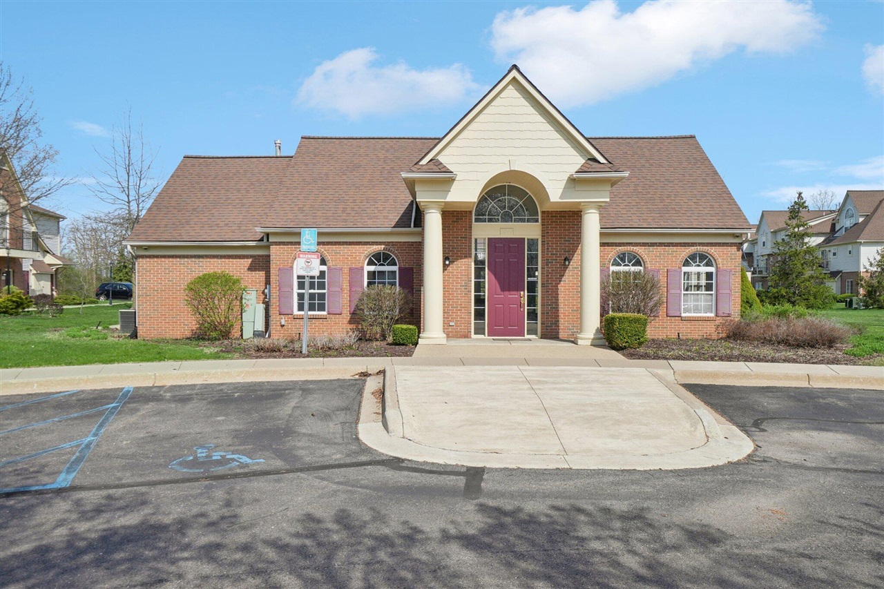 9631 Lakeside Drive UNIT&nbsp;68, Ypsilanti, MI, 48197-3031