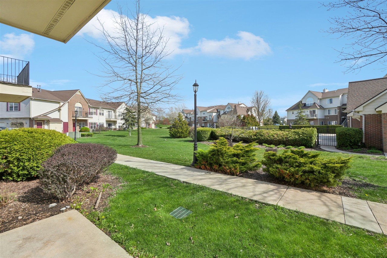 9631 Lakeside Drive UNIT&nbsp;68, Ypsilanti, MI, 48197-3031
