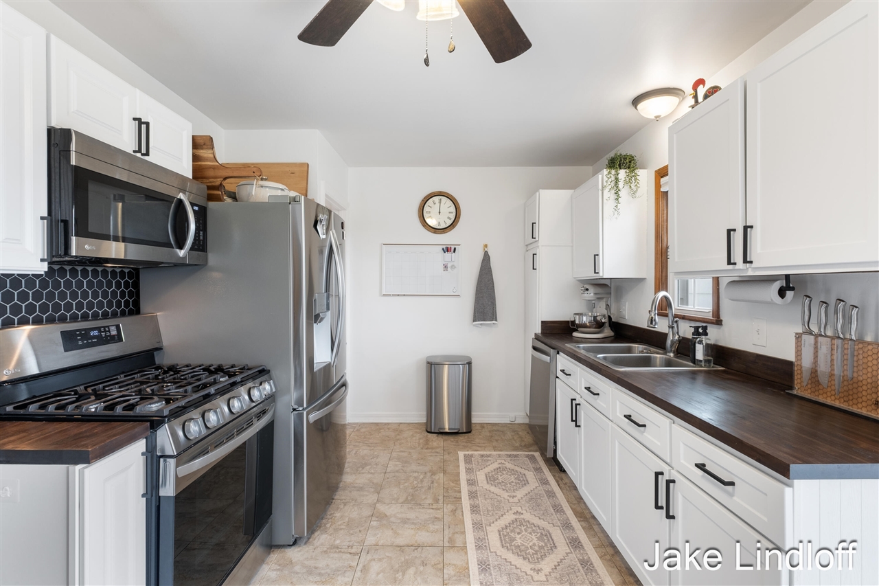 175 84th Street, Byron Center, MI, 49315-8825