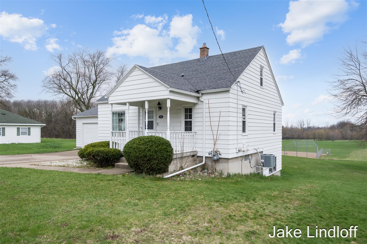 175 84th Street, Byron Center, MI, 49315-8825