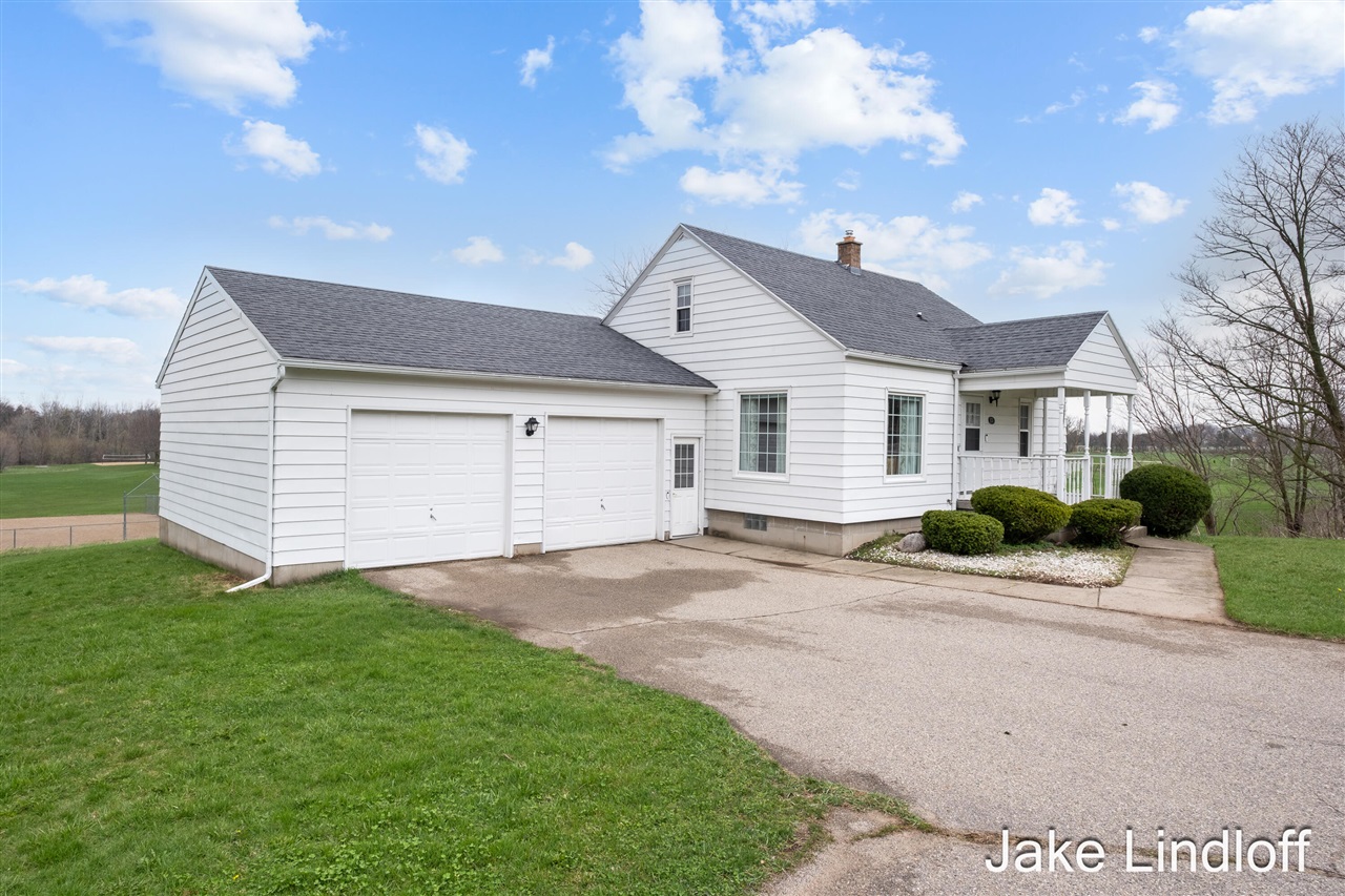 175 84th Street, Byron Center, MI, 49315-8825