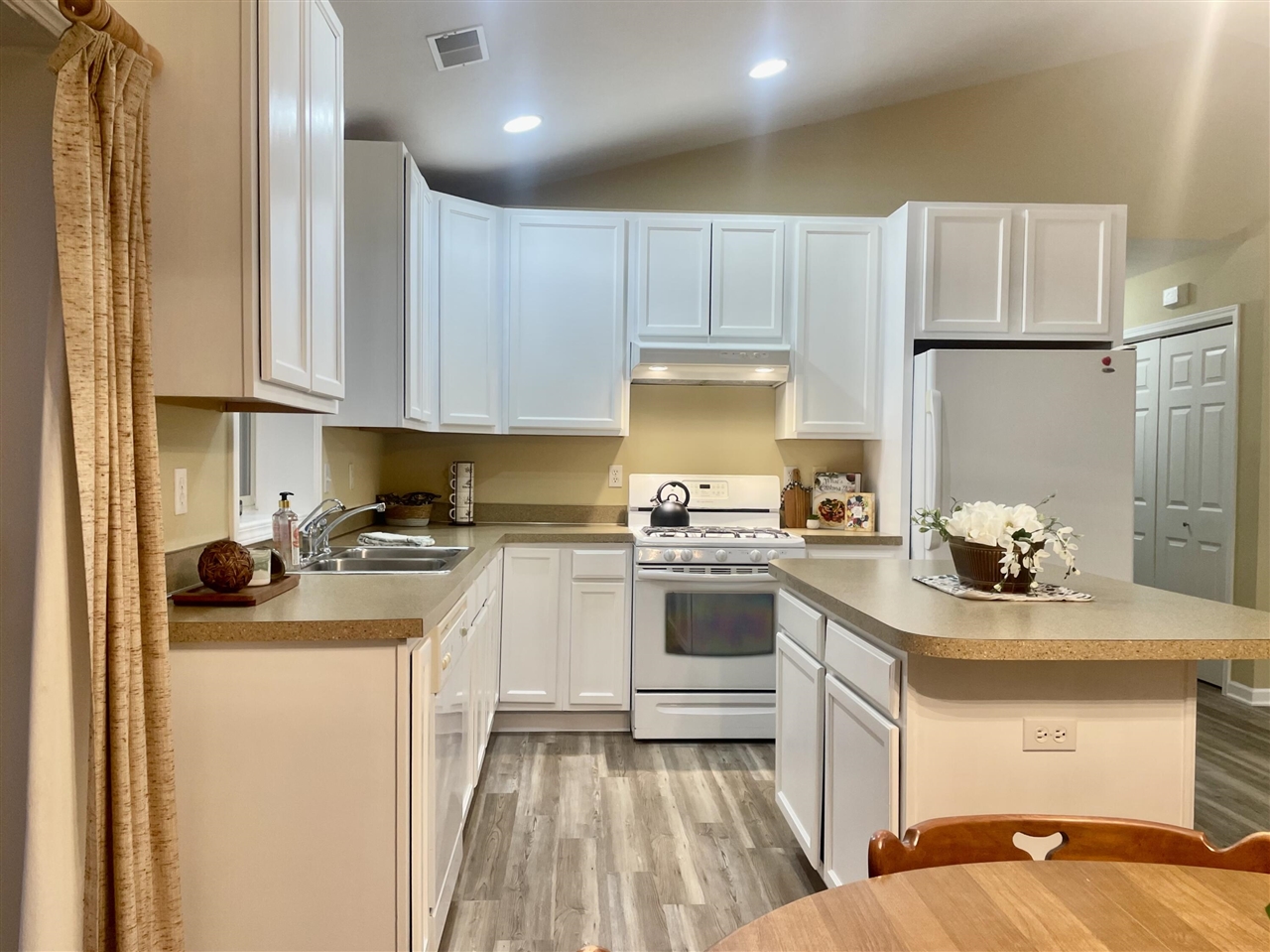 191 Sweet Meadow Drive, Kent City, MI, 49330