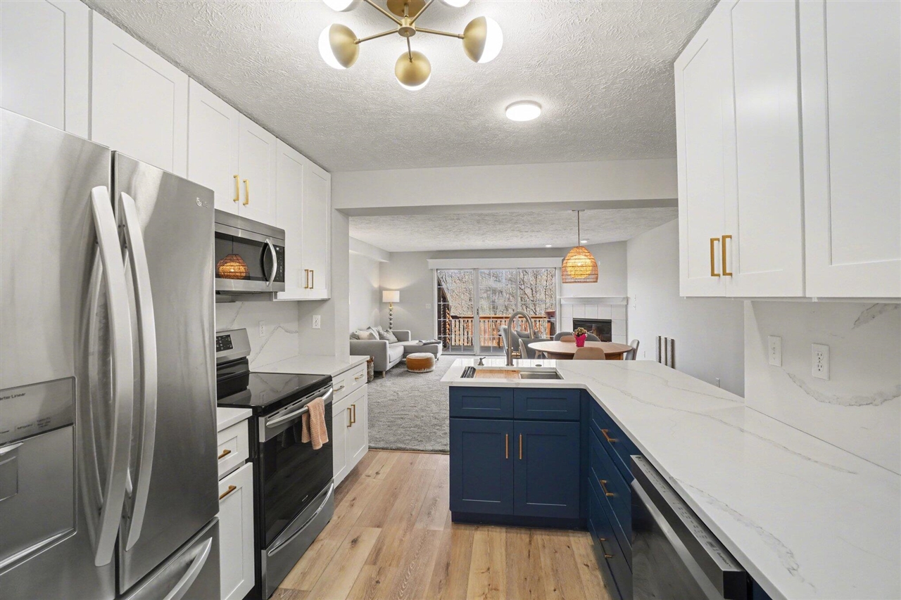 86 Sun Ridge Drive, Holland, MI, 49424-6673