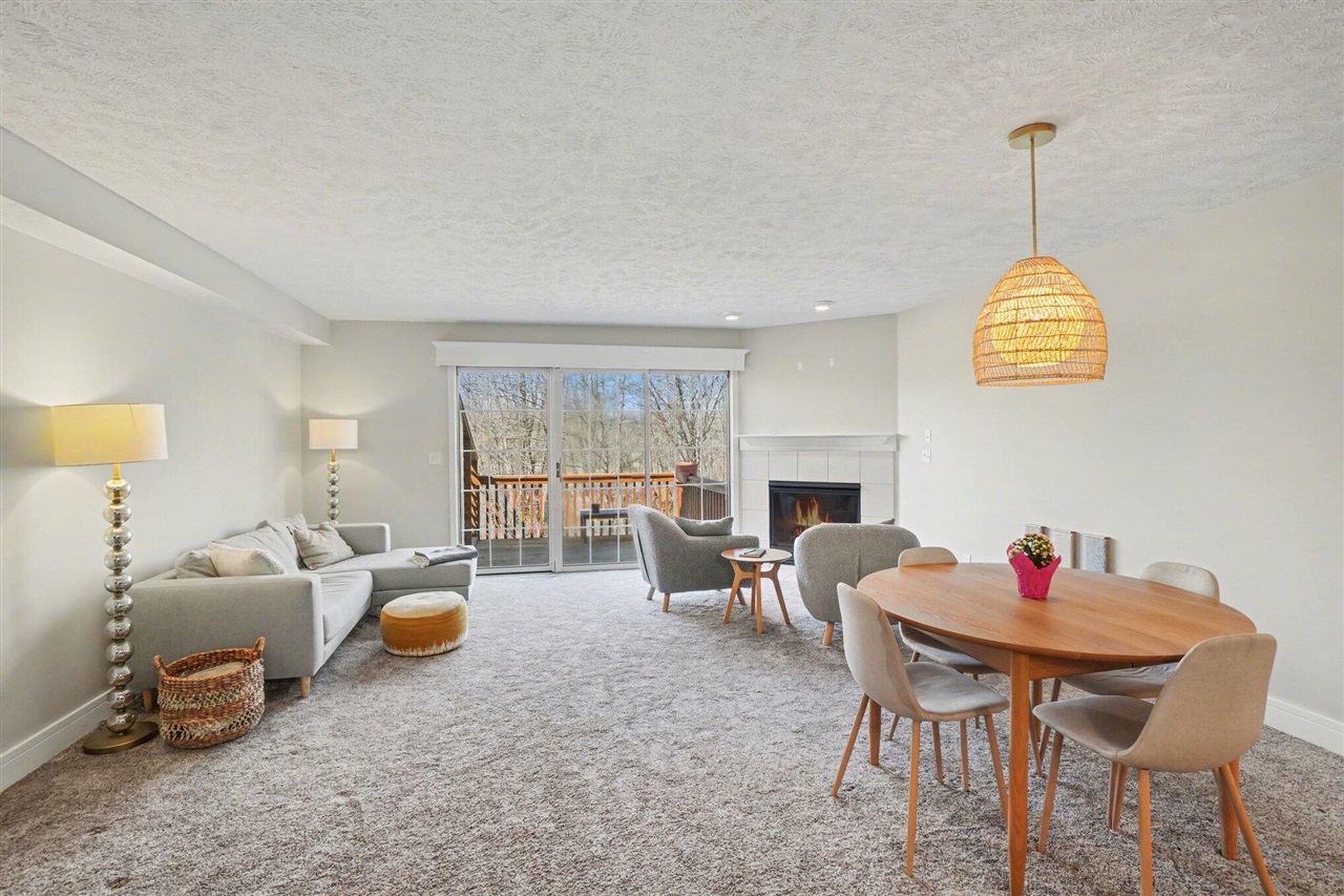 86 Sun Ridge Drive, Holland, MI, 49424-6673