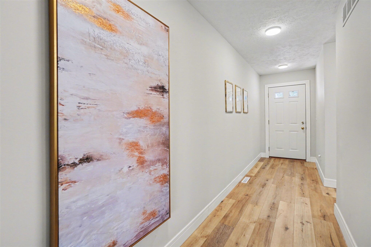 86 Sun Ridge Drive, Holland, MI, 49424-6673