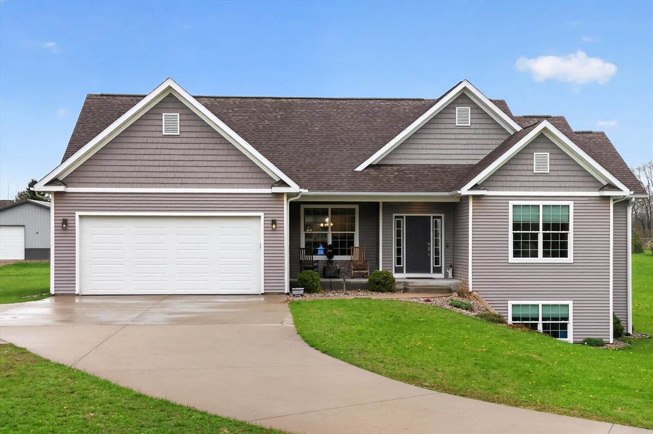 6310 N 32nd Street, Richland, MI, 49083-9425