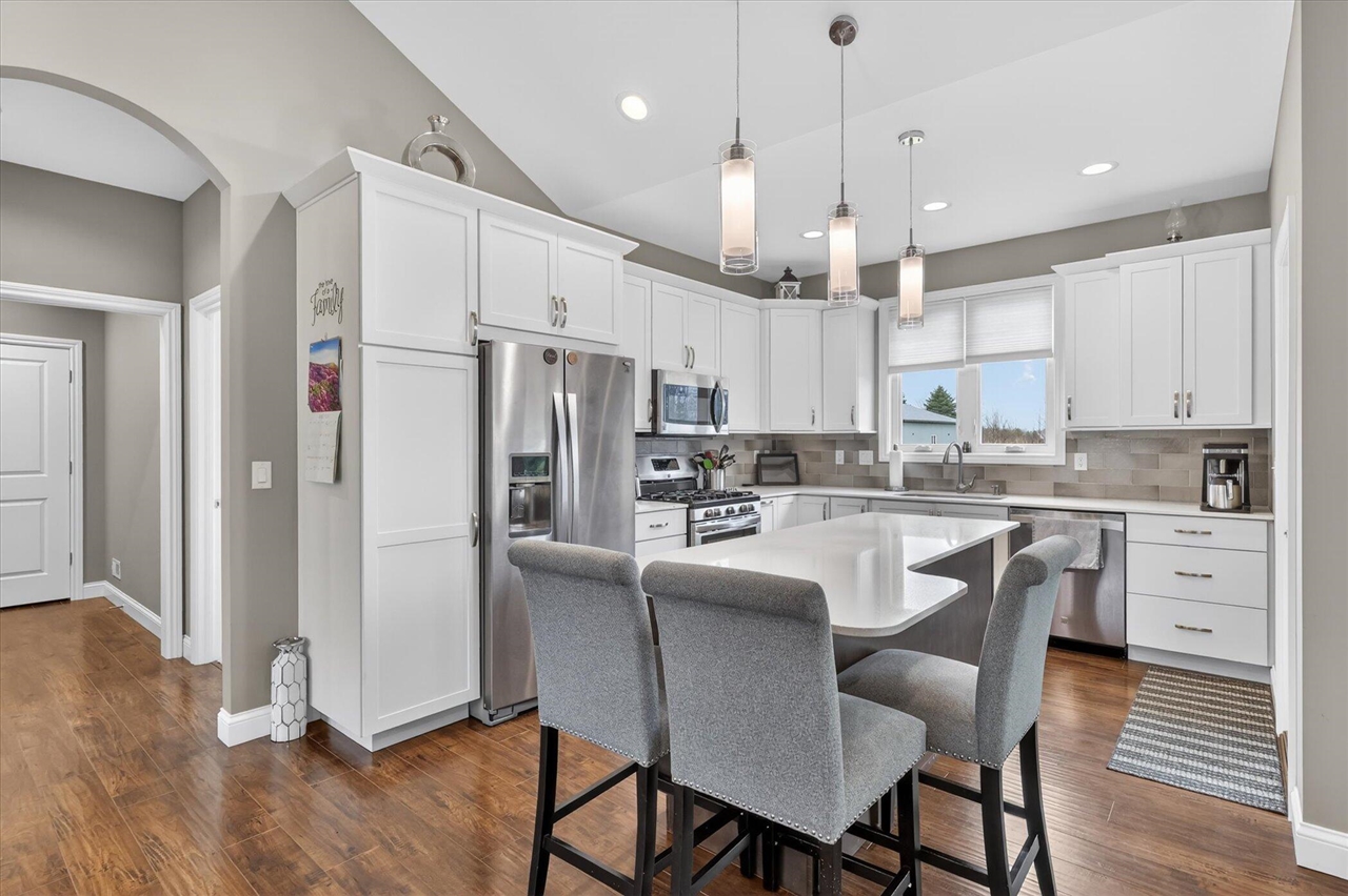 6310 N 32nd Street, Richland, MI, 49083-9425