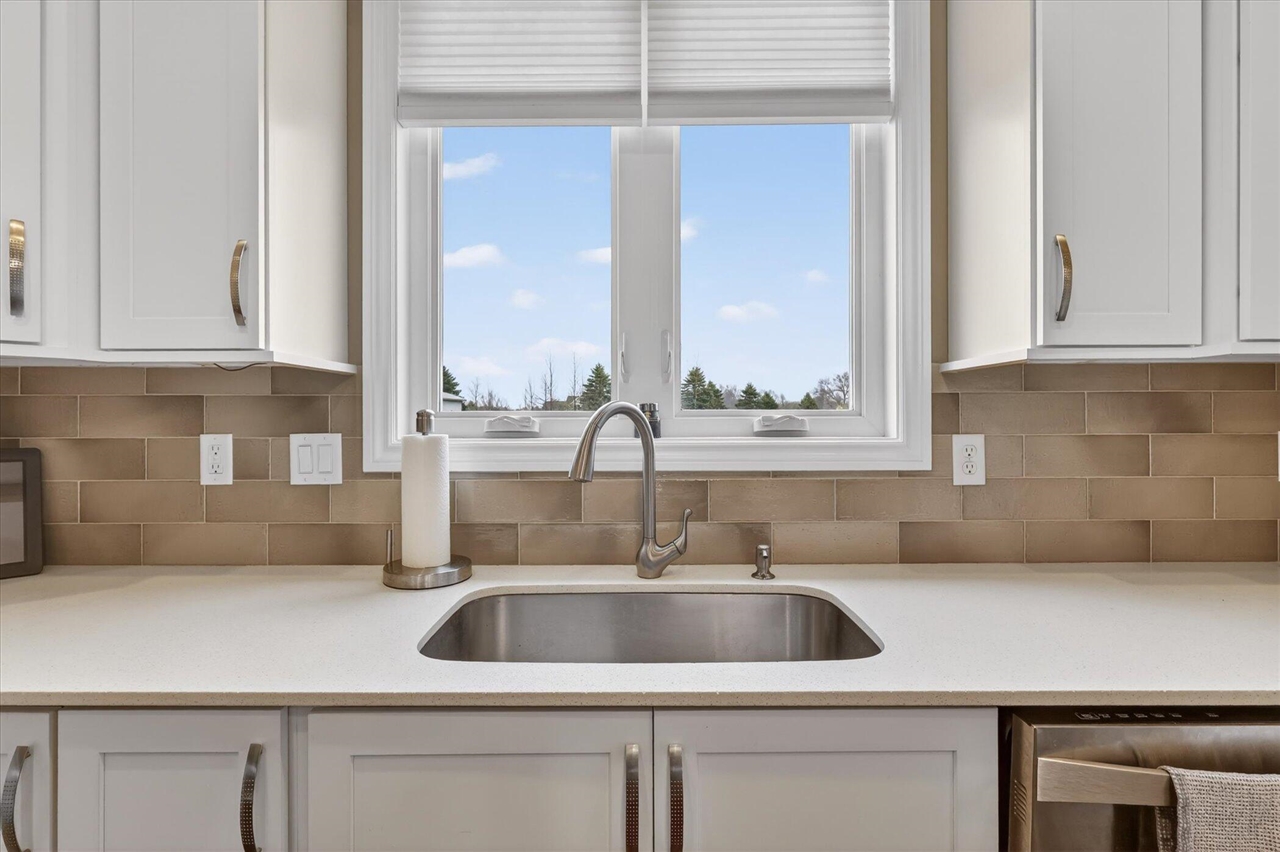 6310 N 32nd Street, Richland, MI, 49083-9425