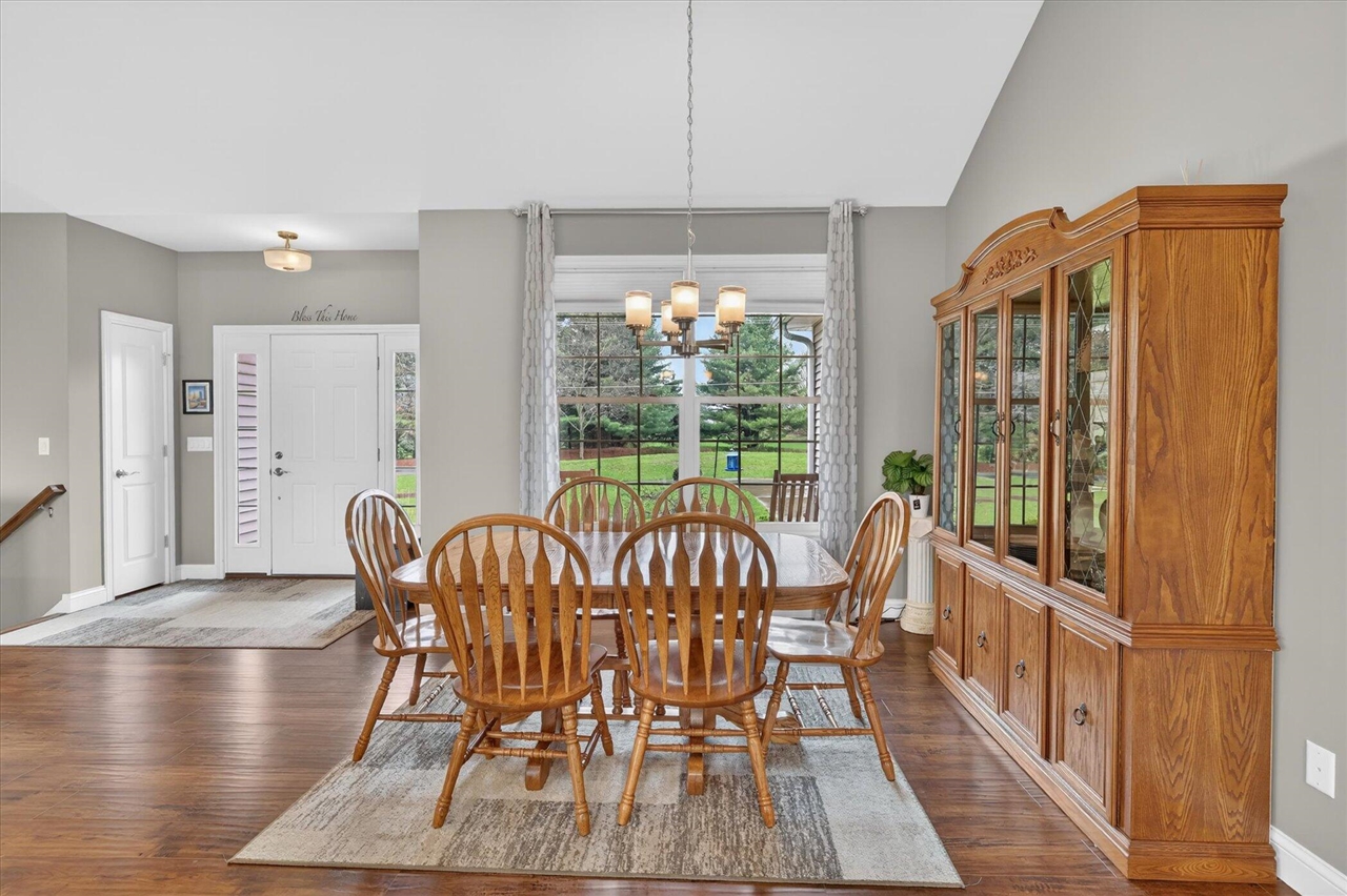 6310 N 32nd Street, Richland, MI, 49083-9425