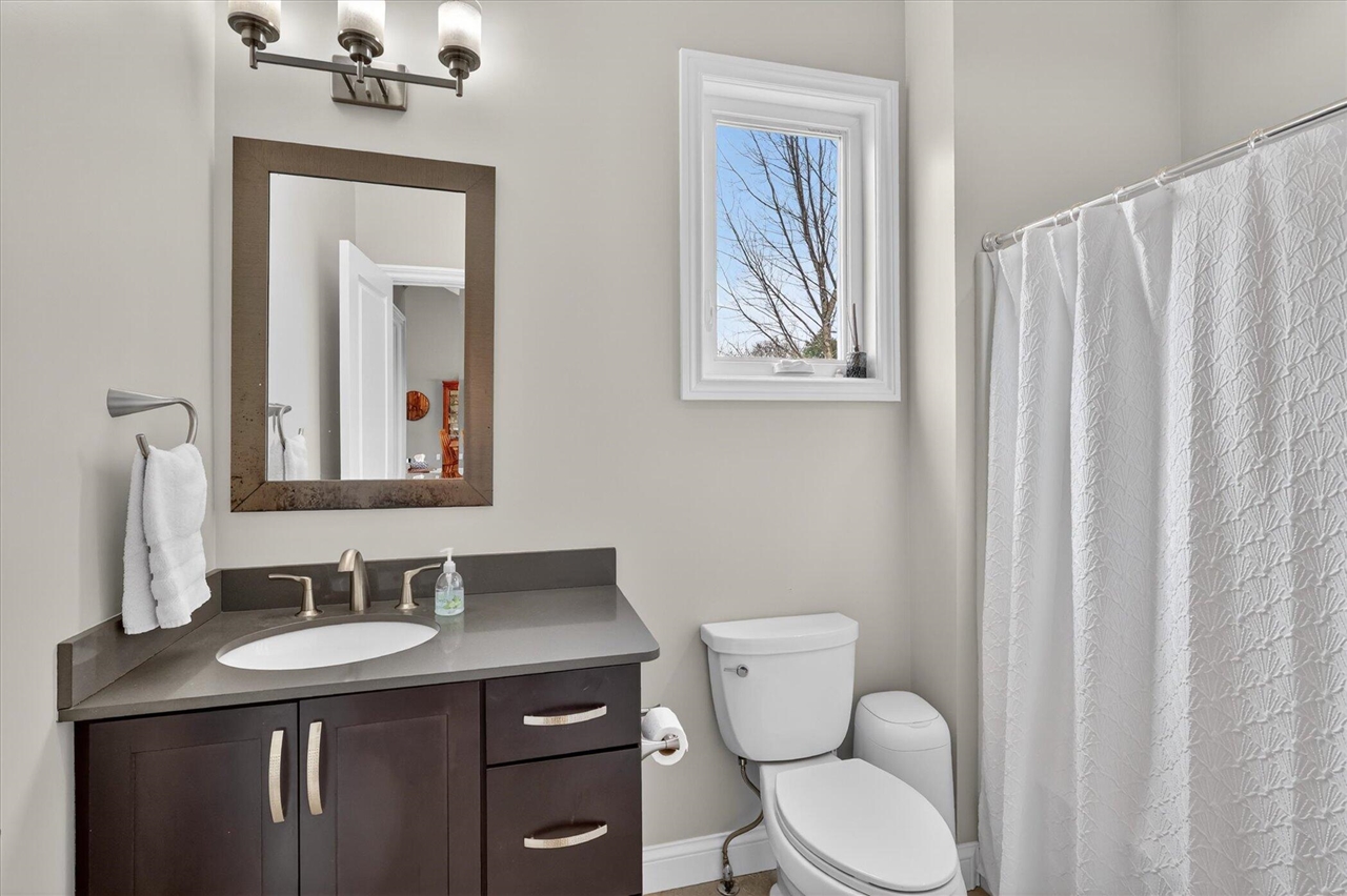 6310 N 32nd Street, Richland, MI, 49083-9425