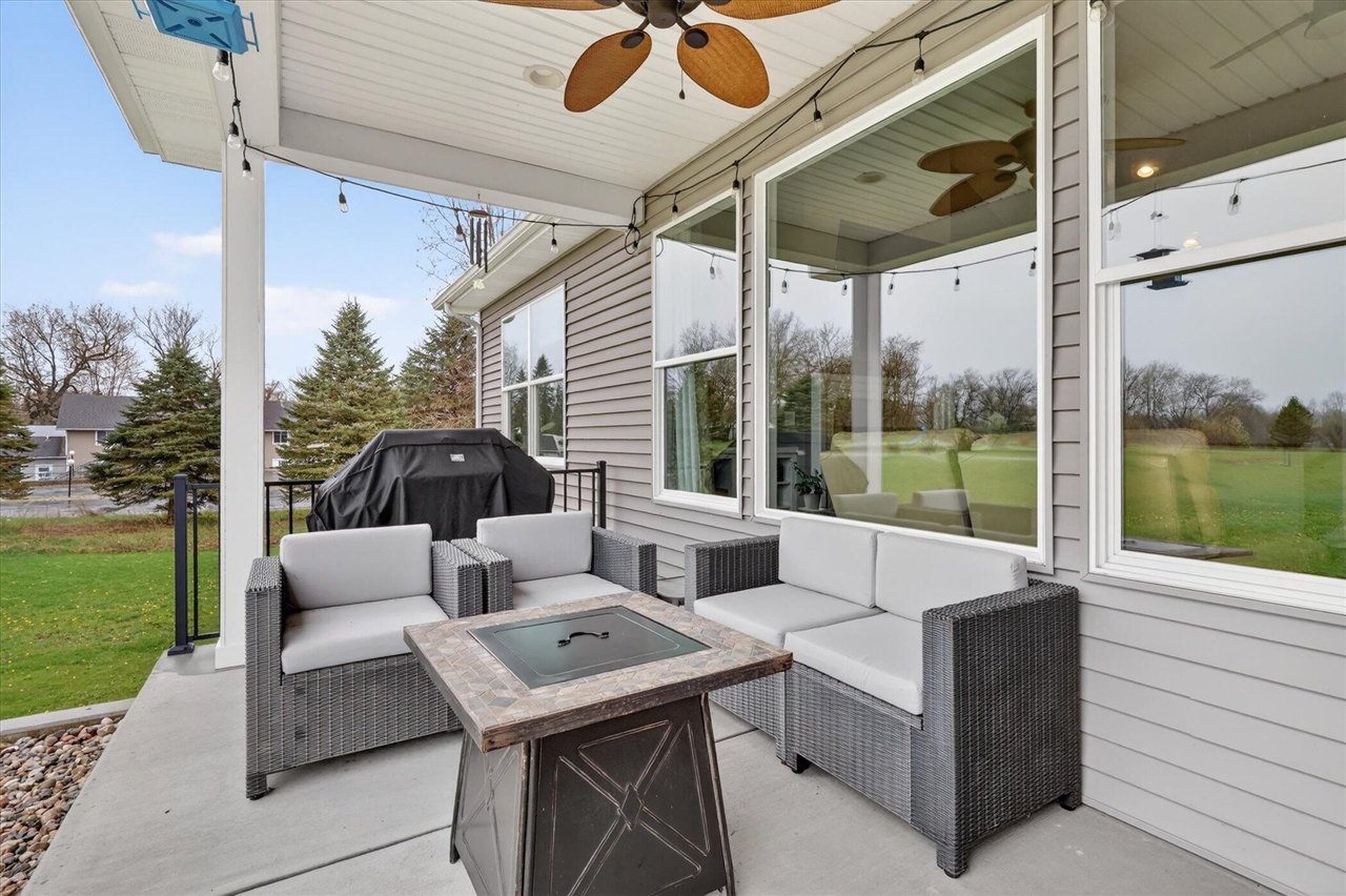 6310 N 32nd Street, Richland, MI, 49083-9425