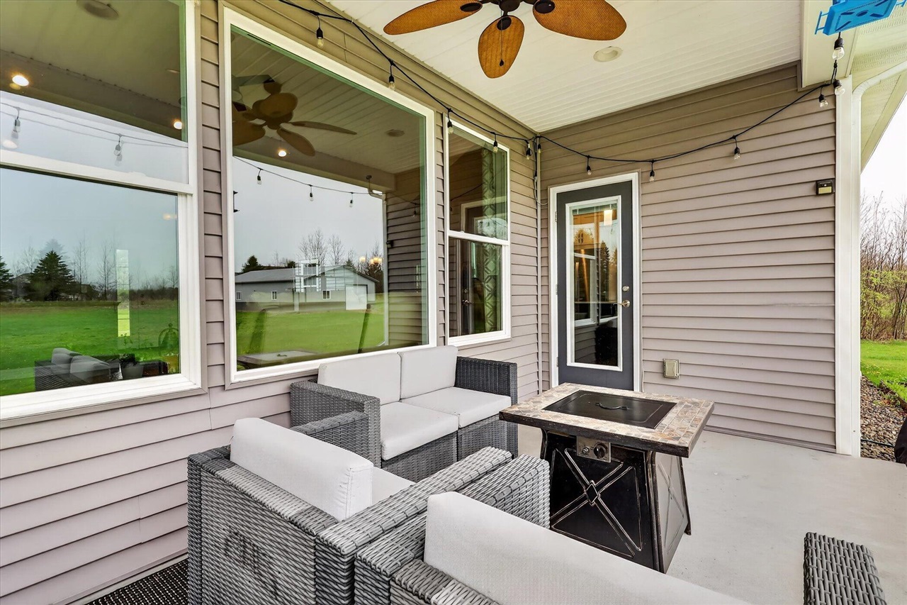 6310 N 32nd Street, Richland, MI, 49083-9425