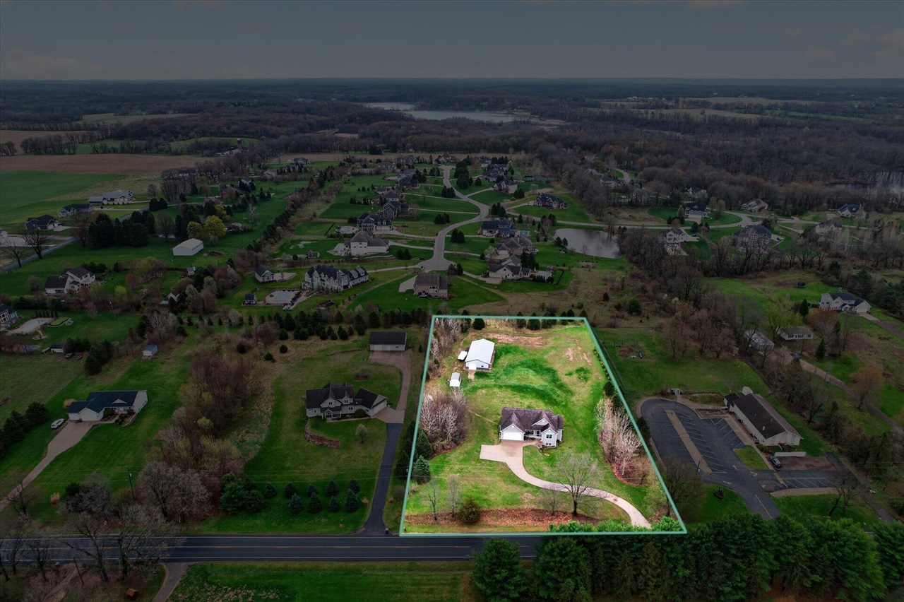 6310 N 32nd Street, Richland, MI, 49083-9425