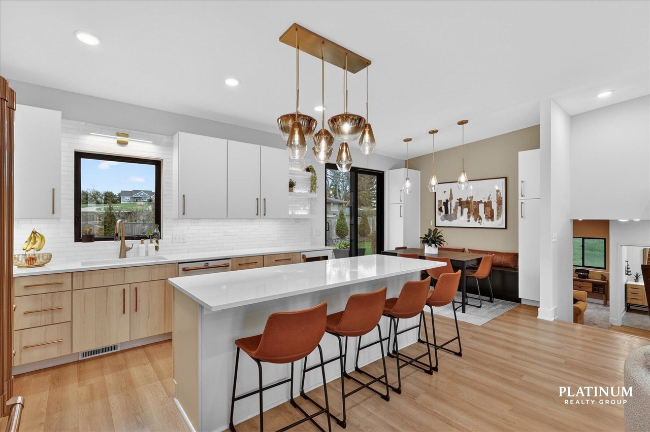 6879 Vista De Oro Drive, Rockford, MI, 49341-9469