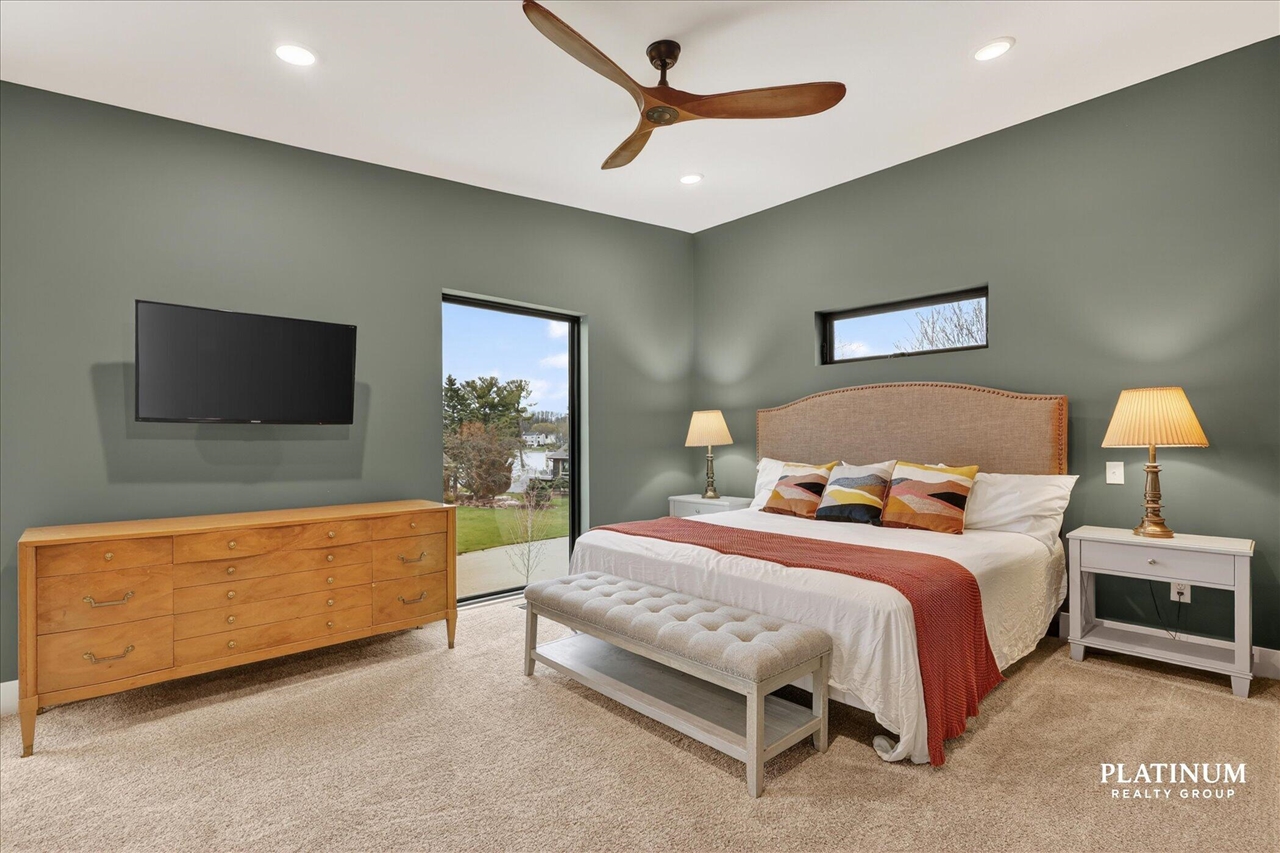 6879 Vista De Oro Drive, Rockford, MI, 49341-9469