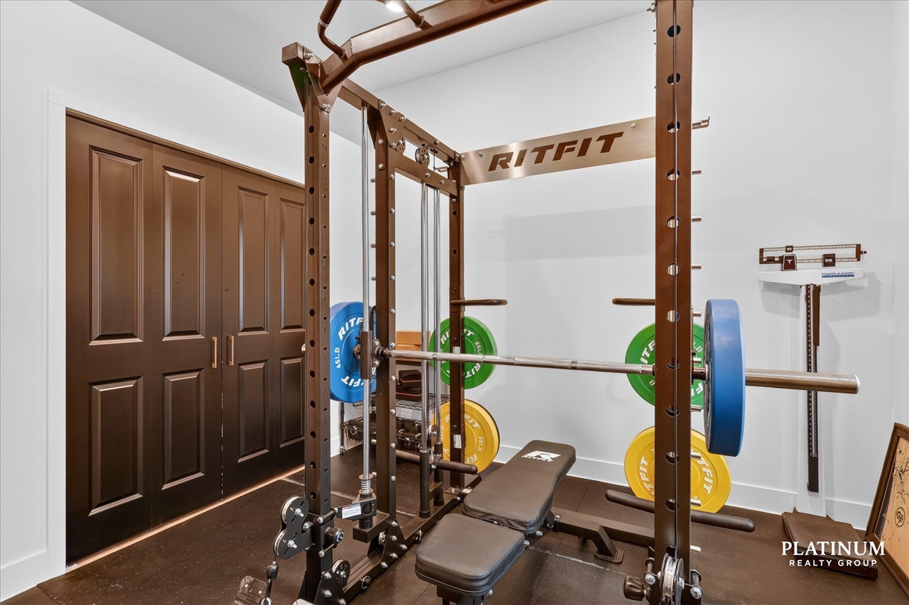 6879 Vista De Oro Drive, Rockford, MI, 49341-9469