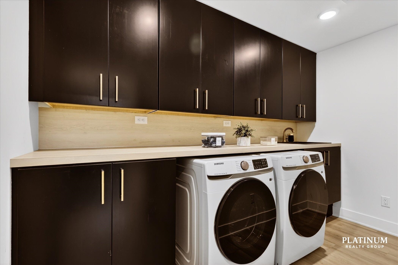 6879 Vista De Oro Drive, Rockford, MI, 49341-9469