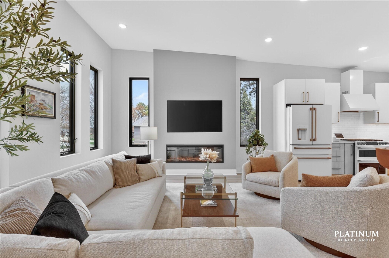 6879 Vista De Oro Drive, Rockford, MI, 49341-9469