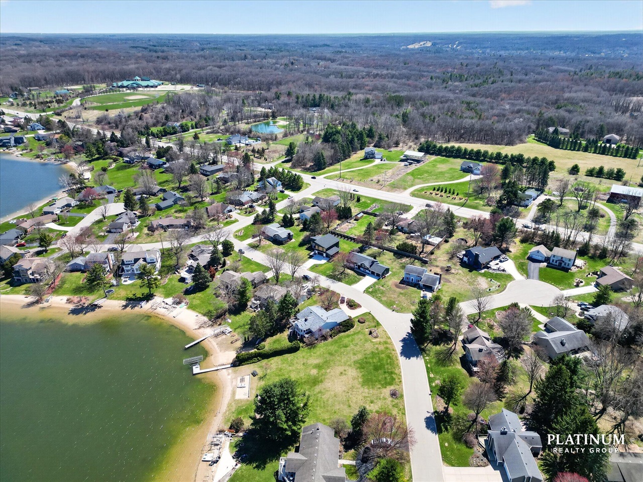 6879 Vista De Oro Drive, Rockford, MI, 49341-9469