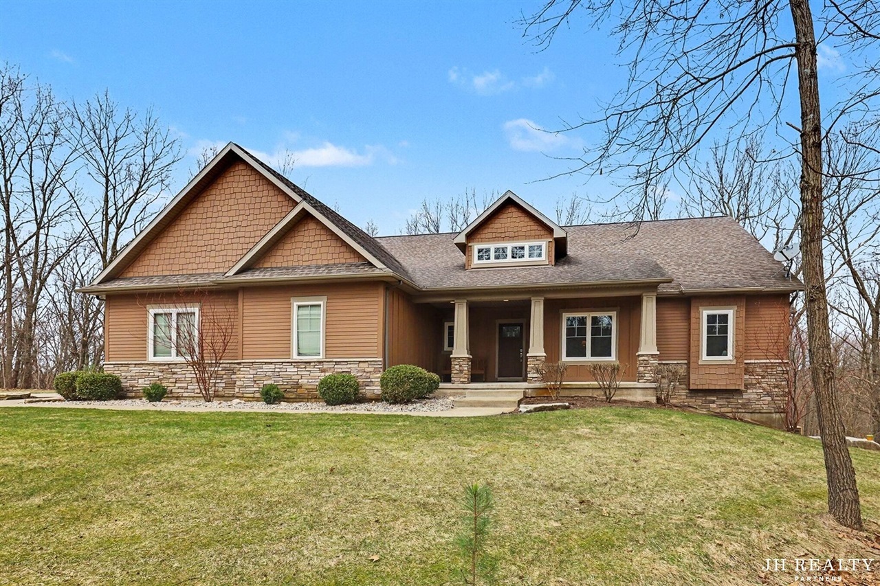 2627 Oak Highland Court, Lowell, MI, 49331