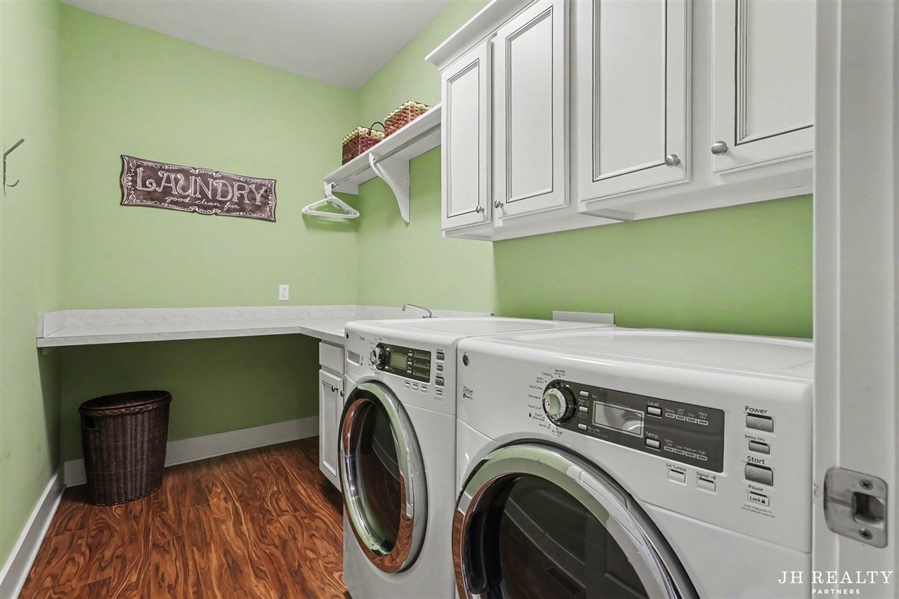 2627 Oak Highland Court, Lowell, MI, 49331