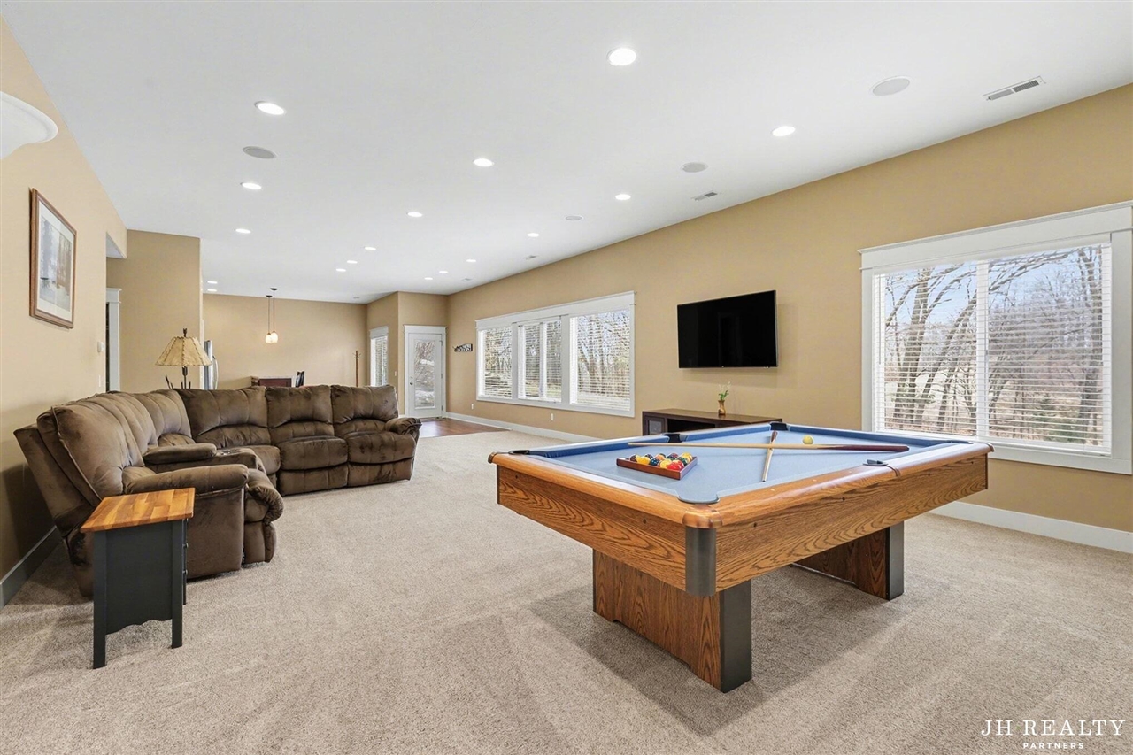 2627 Oak Highland Court, Lowell, MI, 49331