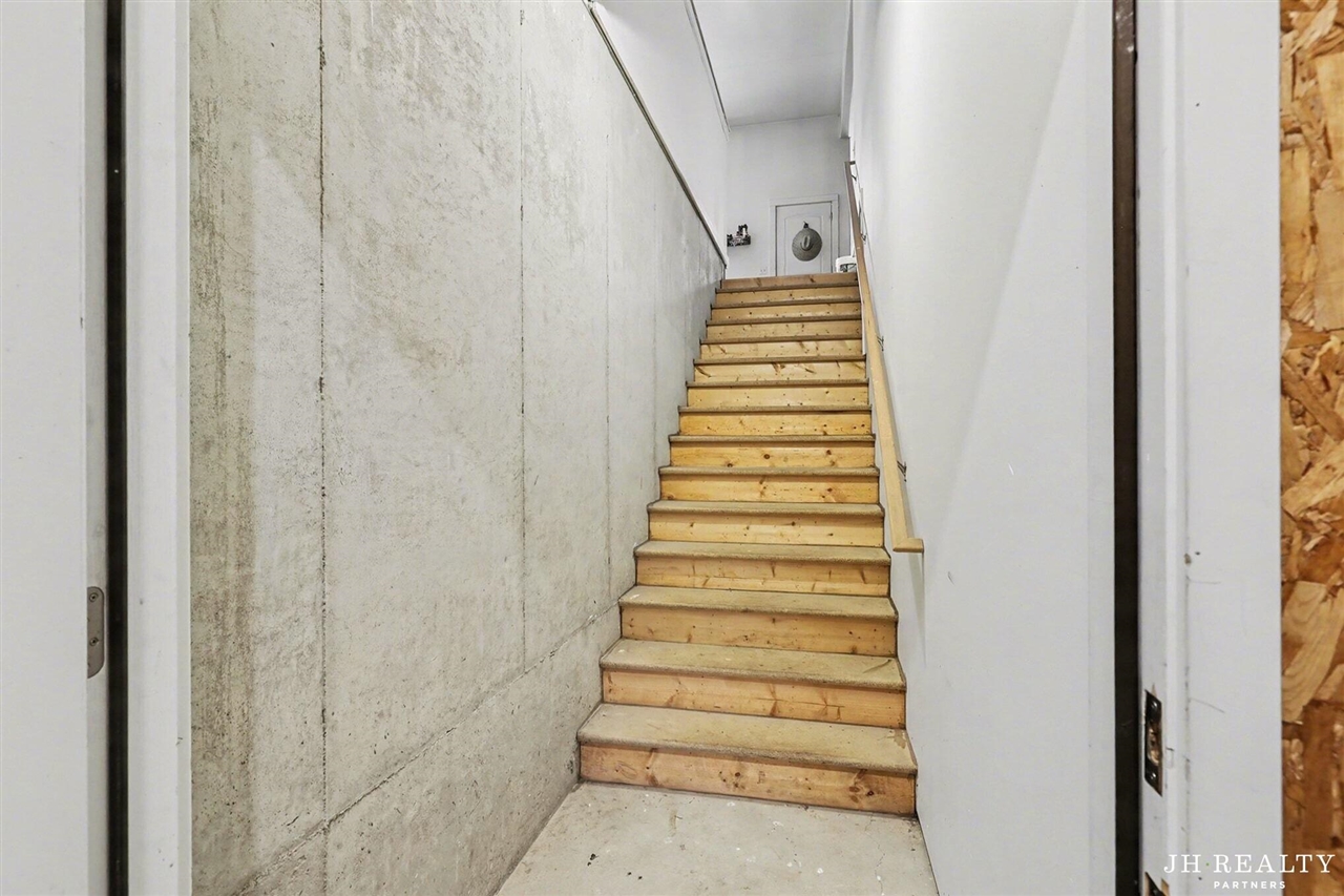 2627 Oak Highland Court, Lowell, MI, 49331