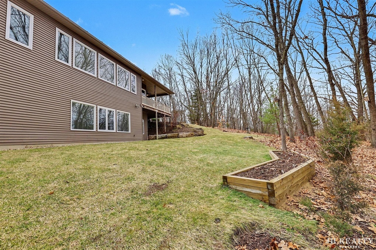 2627 Oak Highland Court, Lowell, MI, 49331