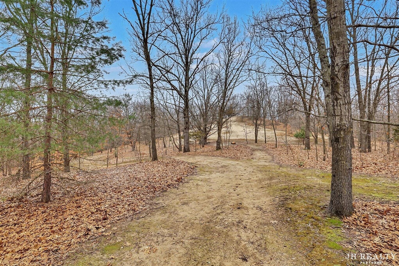 2627 Oak Highland Court, Lowell, MI, 49331