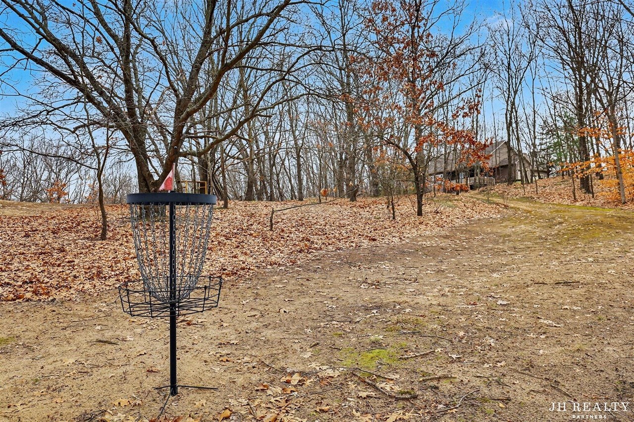 2627 Oak Highland Court, Lowell, MI, 49331